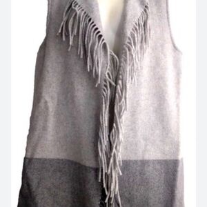 Vineyard Vines Gray Women's Fringe Sweater Vest
